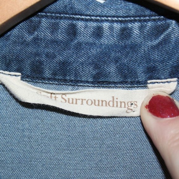 Soft Surroundings Chambray Button Up Shirt HW9221 - Picture 3 of 6
